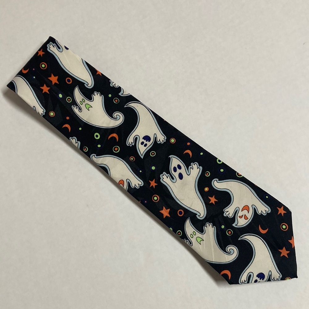 Surrey Halloween Ghost Tie